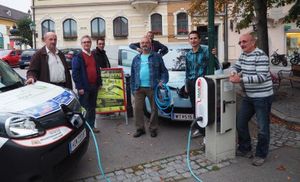 © Energieagentur der Regionen /Einige interessierte  Teilnehmer des Infoabends zum E-Carsharing in Gars am Kamp