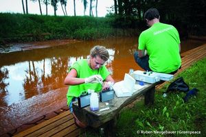 © Greenpeace / Messungen im Spreewald