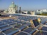 Wien Energie/FOTObyHOFER/Christian Hofer /Photovoltaik-Anlage am Dach des Wien Museum, im Hintergrund die Karlskirche