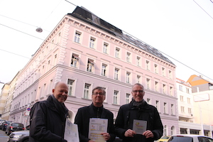 © Passivhaus Austria /Überreichung der PHI-Zertifikats EnerPHit für die vorbildliche Generalsanierung des Gründerzeithauses Mariahilferstraße 182