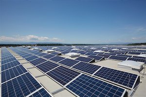 © Lidl/ Rund 800.000 kWh Grünstrom pro Jahr werden produziert, zum Beispiel mit der Photovoltaikanlage auf dem Dach des Logistikzentrums in Wundschuh bei Graz