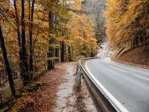 © Carina Fritz/ Naturfreunde Österreich /Aktuell endet der Weg in Kaiserbrunn und das beliebte Weichtalhaus ist nur über die stark befahrene Bundesstraße 27 erreichbar.