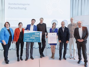 © Klima- und Energiefonds/APA-Fotoservice/Rudolph  / Verleihung des CliA in Wien an Projekt OPUSH