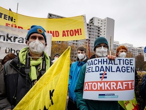 © ausgestrahlt.de / Atomkraft und Erdgas sind kein Klimaschutz