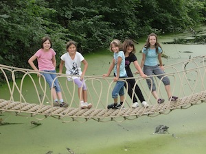 © Martin / AUf der Hängebrücke balancieren macht Spaß