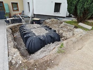 © Nikolaus Mayr/ 16 Regenwassertanks im Alpbachtal  schaffen bereits ein Volumen von mehr als 63.000 Liter Speicher