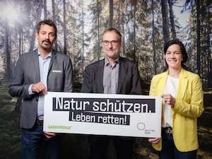 © Mitja Kobal Greenpeace/ Adm Pawloff/Greenpeace, Bertram Barth/INTEGRAL und Anita Malli/MUTTER ERDE