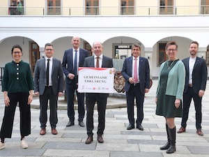 © Land OÖ/Denise Stinglmayr  / Freude über die gemeinsame Erklärung in Oberösterreich